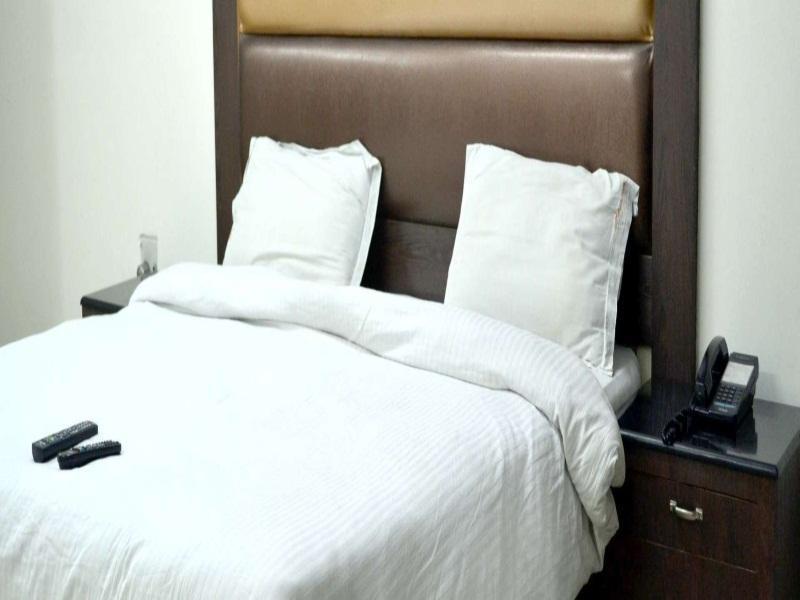 Hotel Treebo Mehar Castle Delhi  Esterno foto