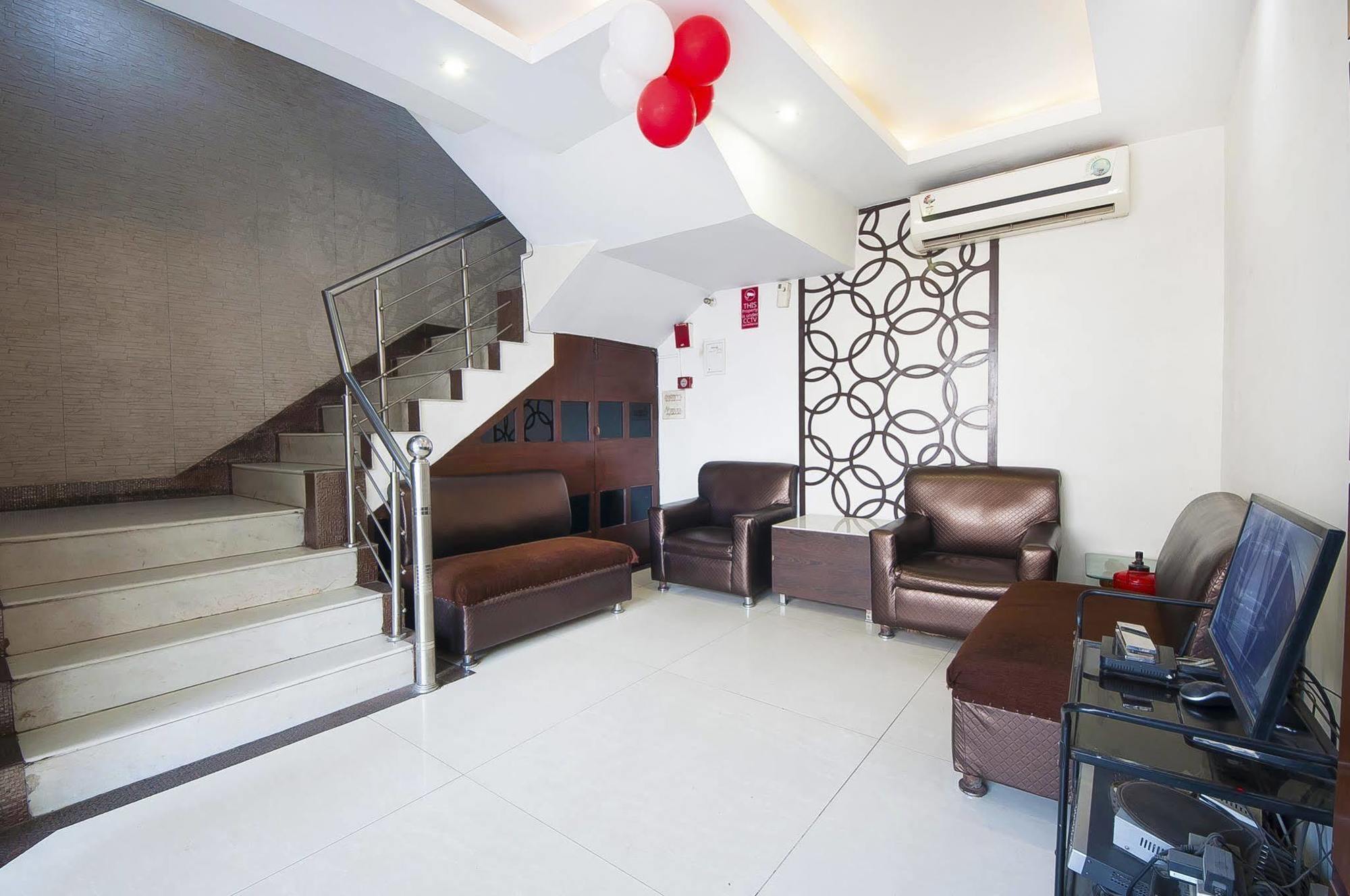 Hotel Treebo Mehar Castle Delhi  Esterno foto