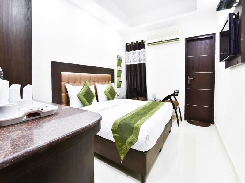 Hotel Treebo Mehar Castle Delhi  Esterno foto