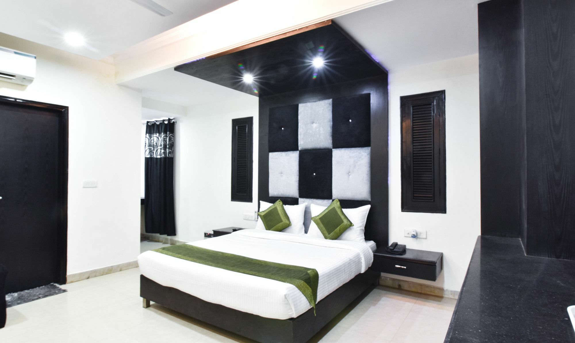 Hotel Treebo Mehar Castle Delhi  Esterno foto