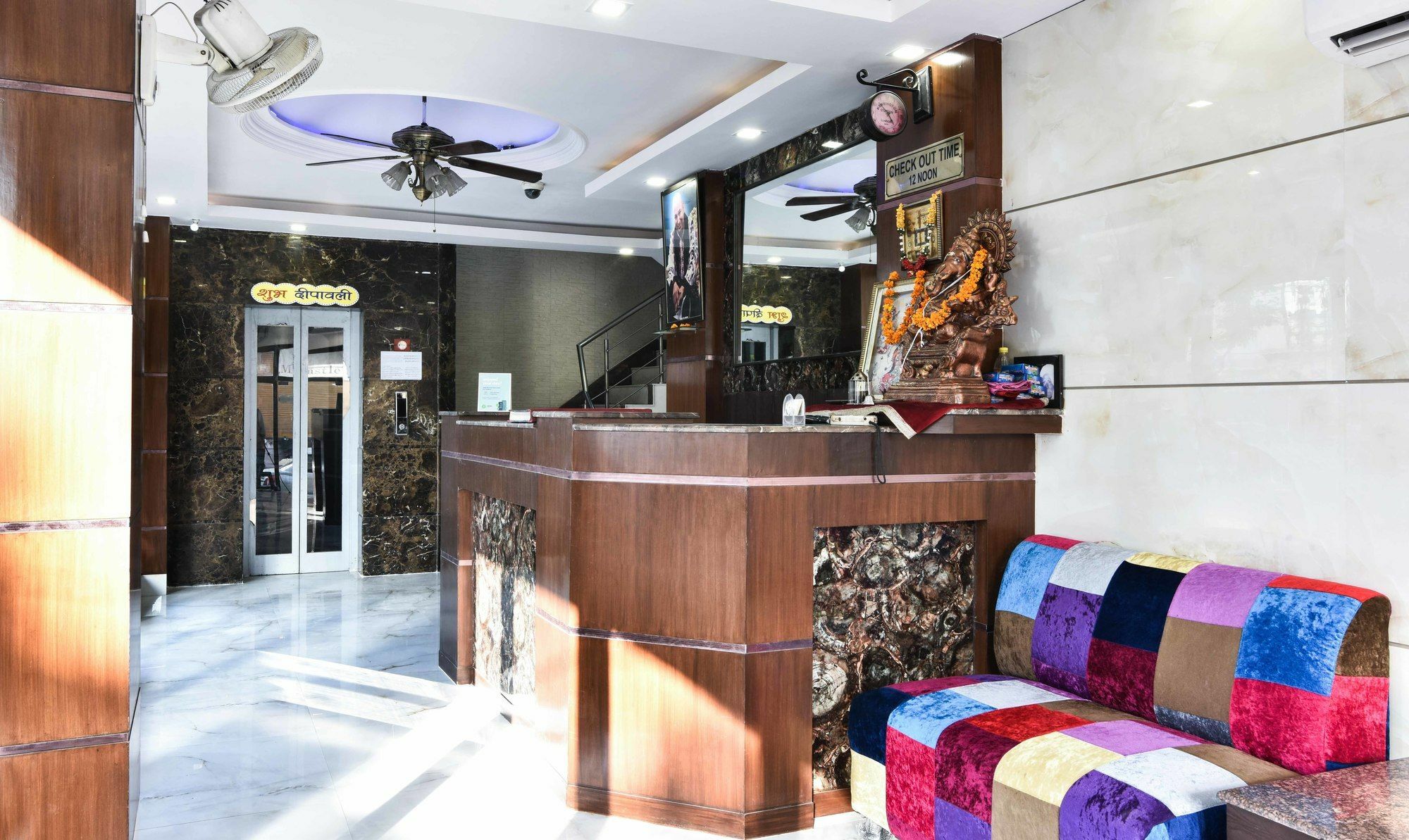 Hotel Treebo Mehar Castle Delhi  Esterno foto
